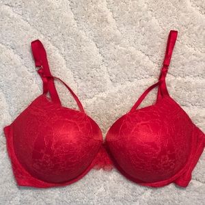 Victoria’s Secret Red Push-up